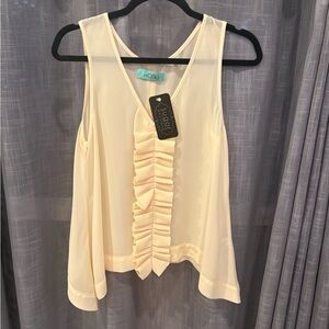 NWT neutral cream blouse top loose fit size S no iron  Karlie shirt ruffle